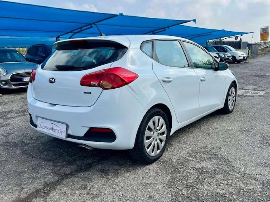 Kia Ceed 2014 photo 4