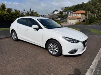 Mazda 3 2016 photo 2