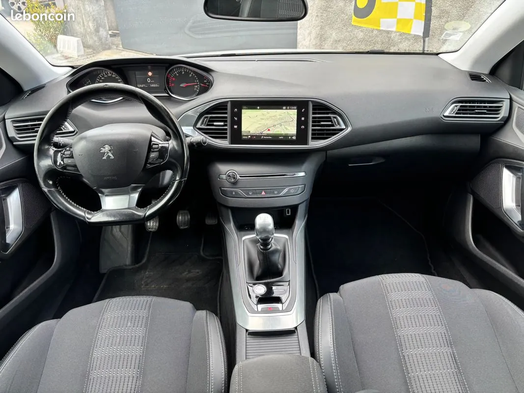 Peugeot 308 2017 photo 4