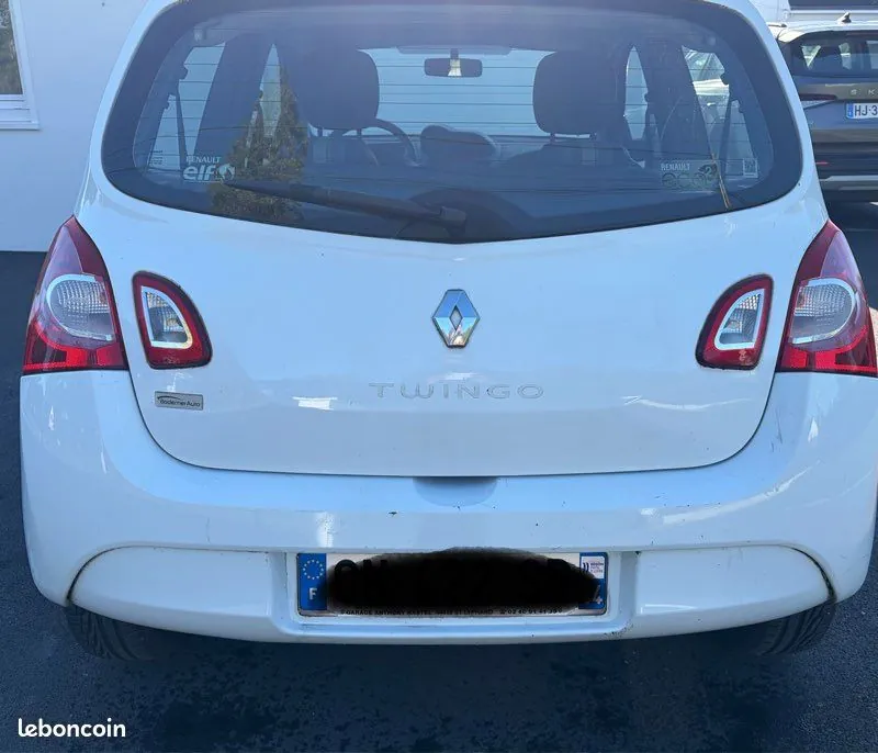 Renault Twingo 2012 photo 2