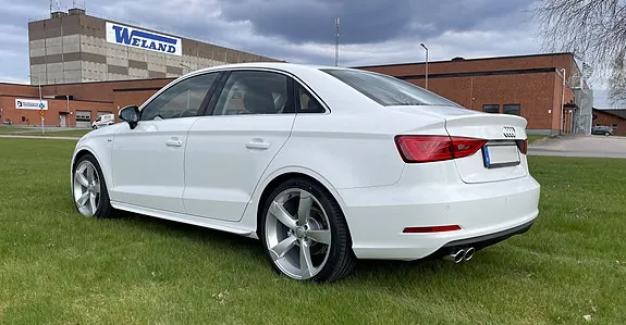 Audi A3 2016 photo 3
