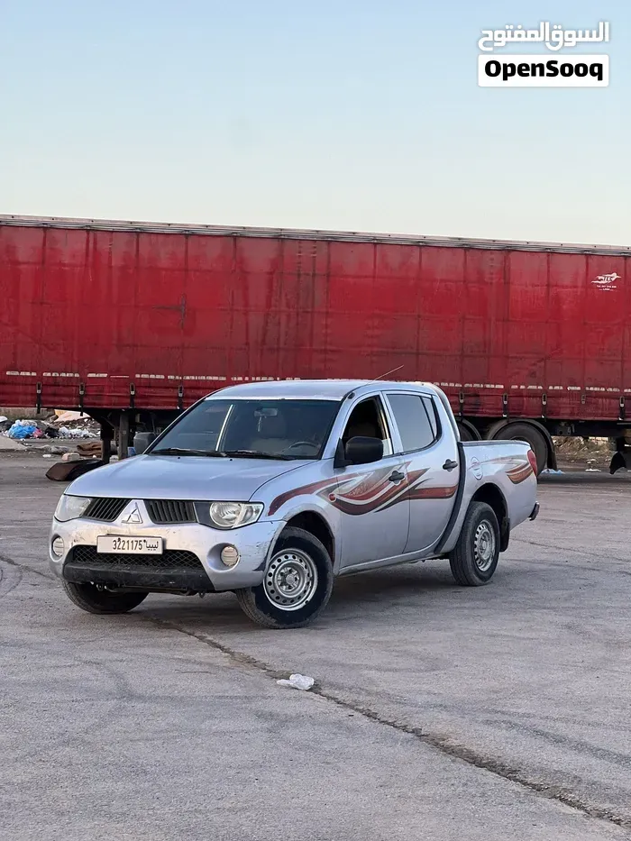 Mitsubishi L200 2008 photo 3