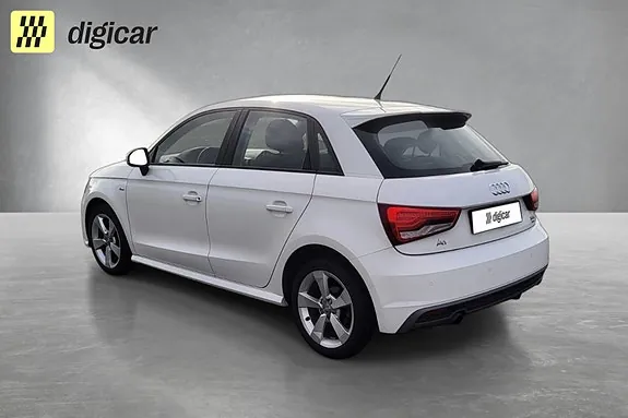 Audi A1 2017 photo 2