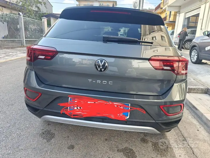 Volkswagen T-Roc 2025 photo 2