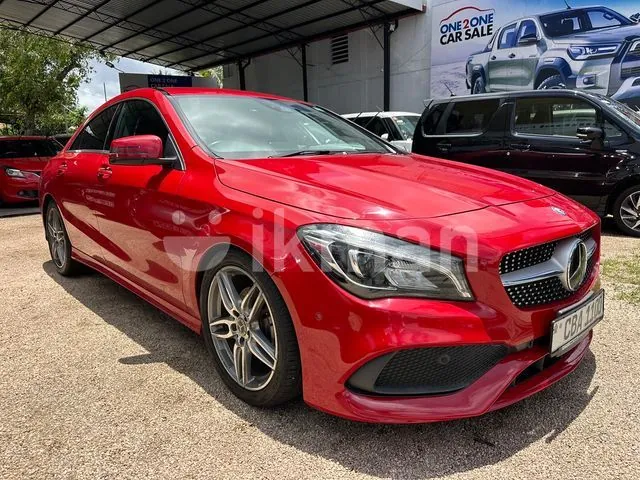 Mercedes-Benz Cla 180