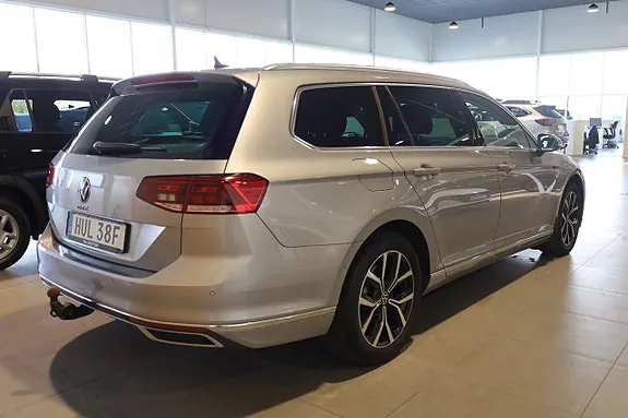 Volkswagen Passat 2022 photo 5