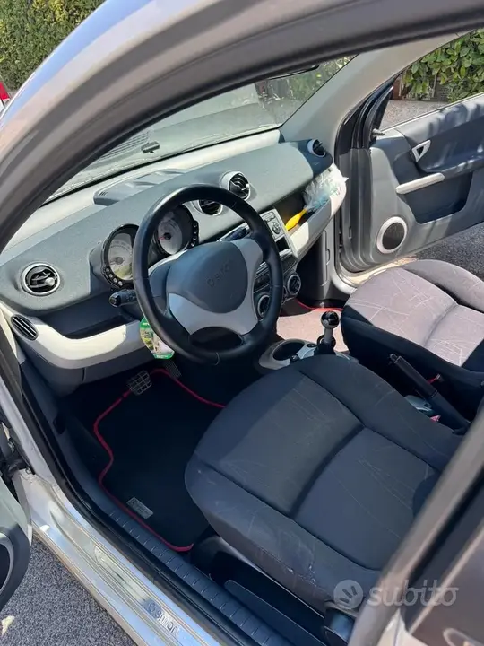 Smart Forfour 2004 photo 3