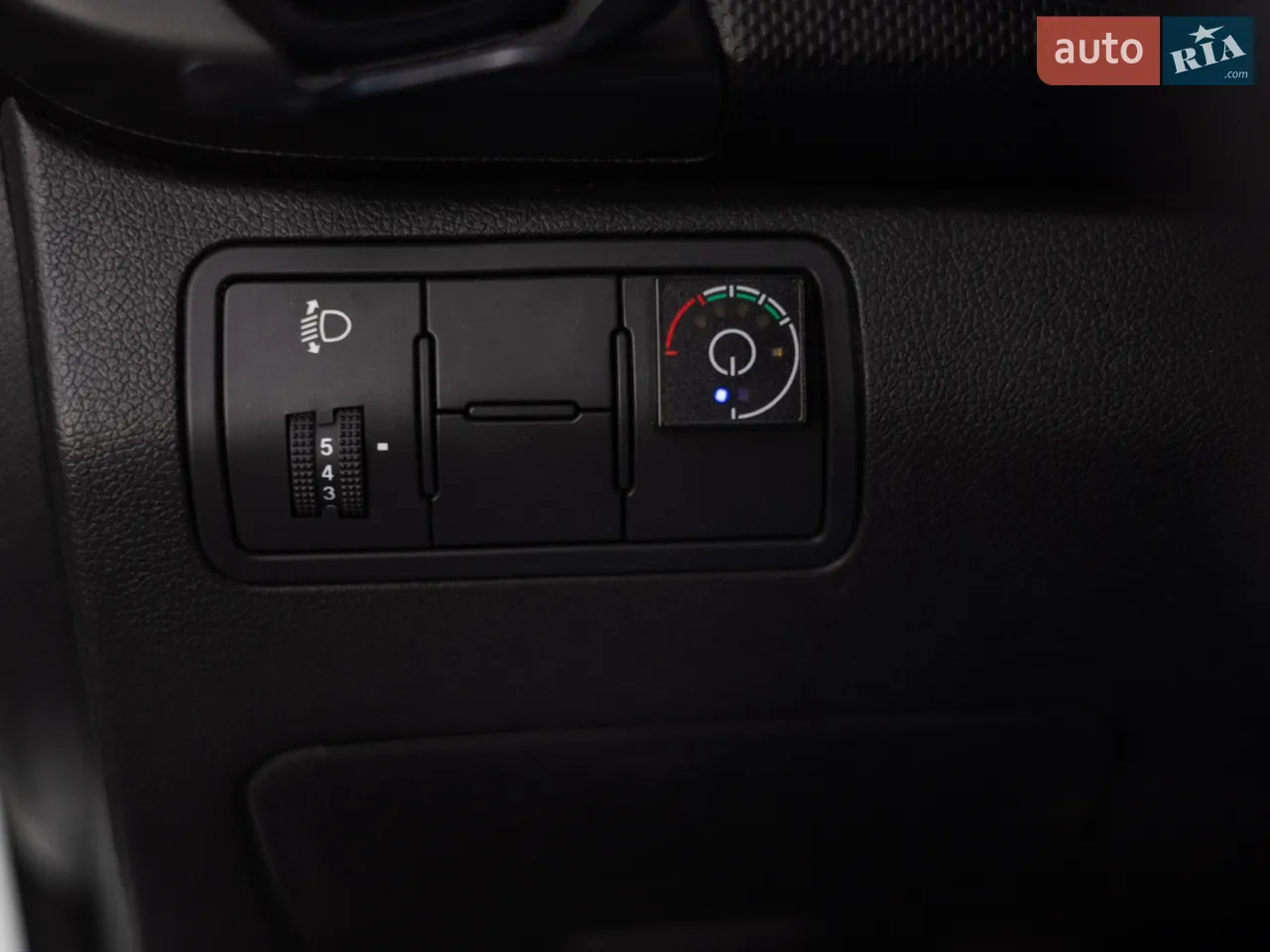 Hyundai Accent 2013 photo 3