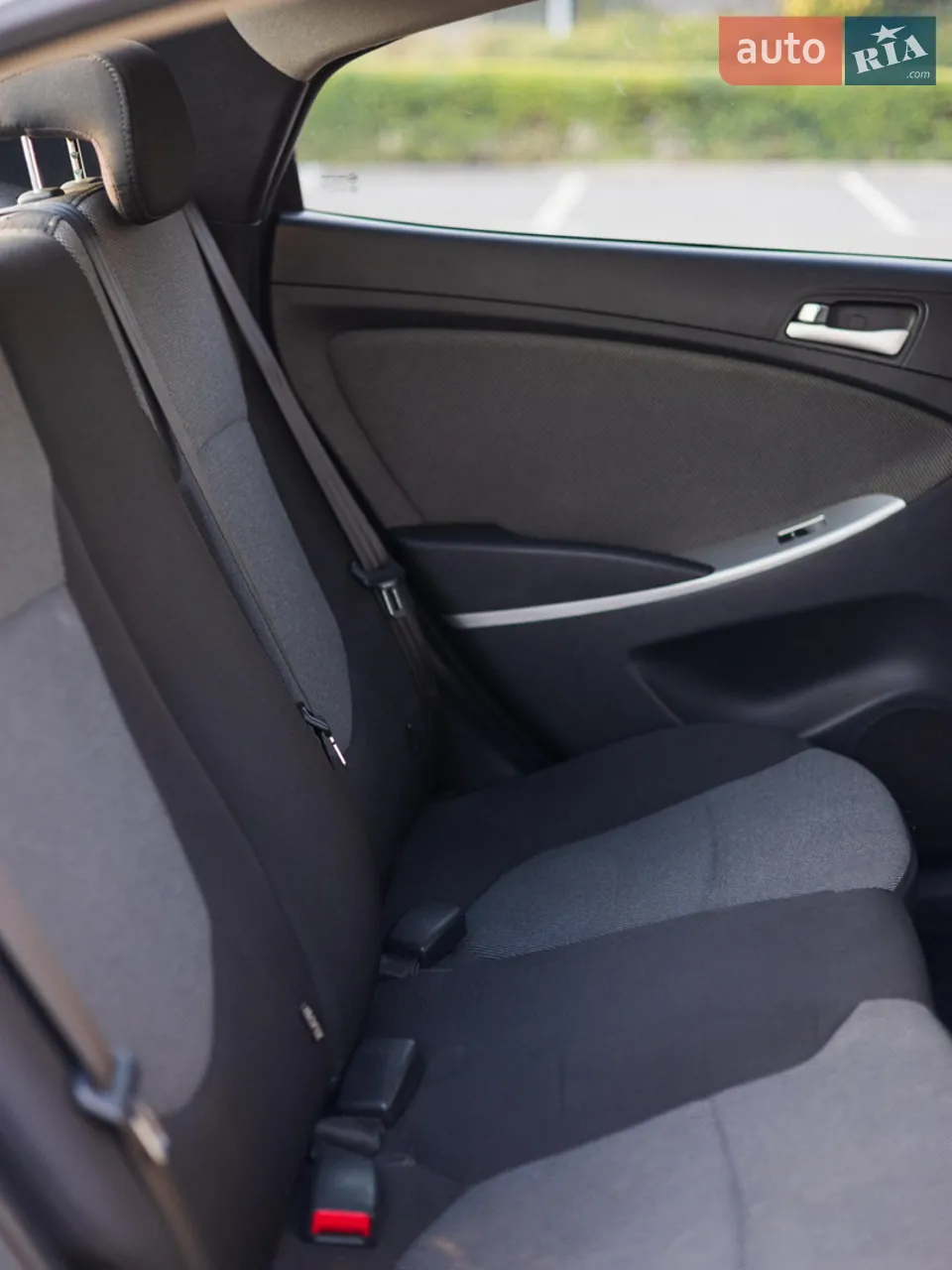 Hyundai Accent 2013 photo 5