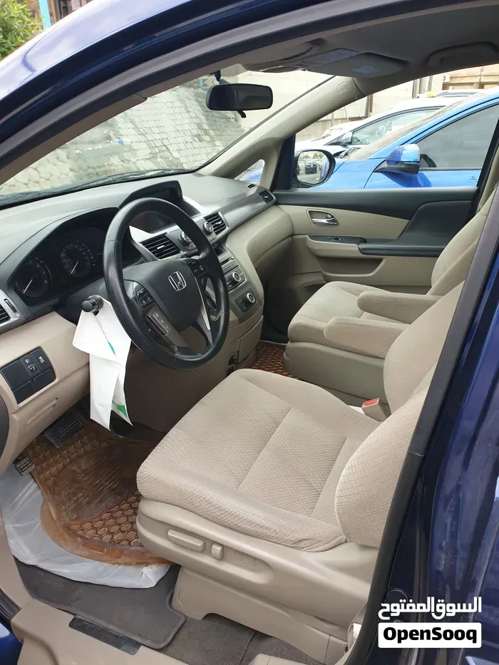 Honda Odyssey 2014 photo 4