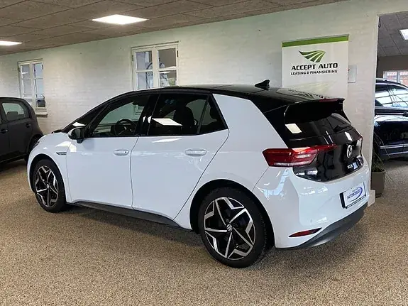 Volkswagen Id.3 2022 photo 3