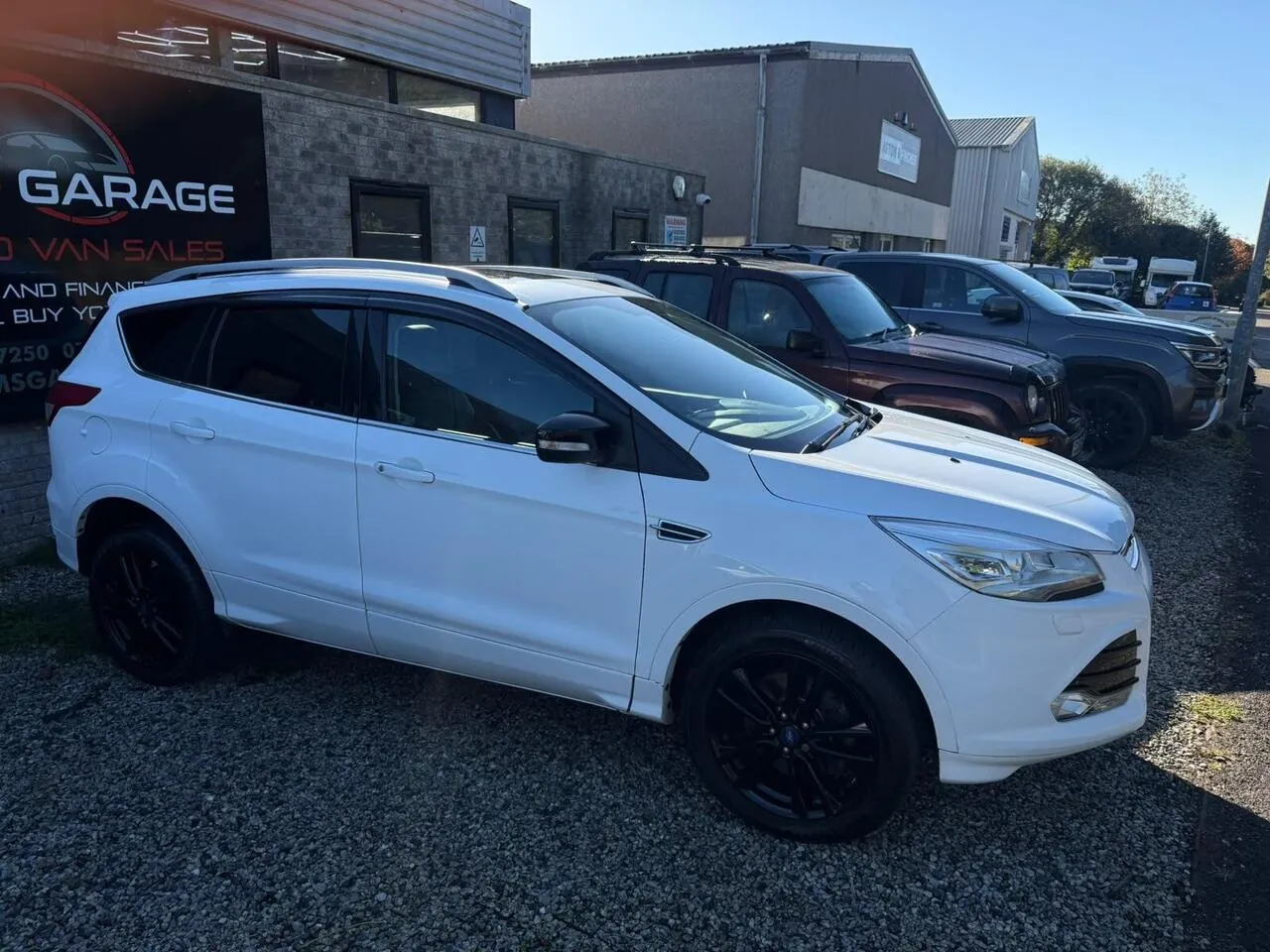 Ford Kuga 2014 photo 2