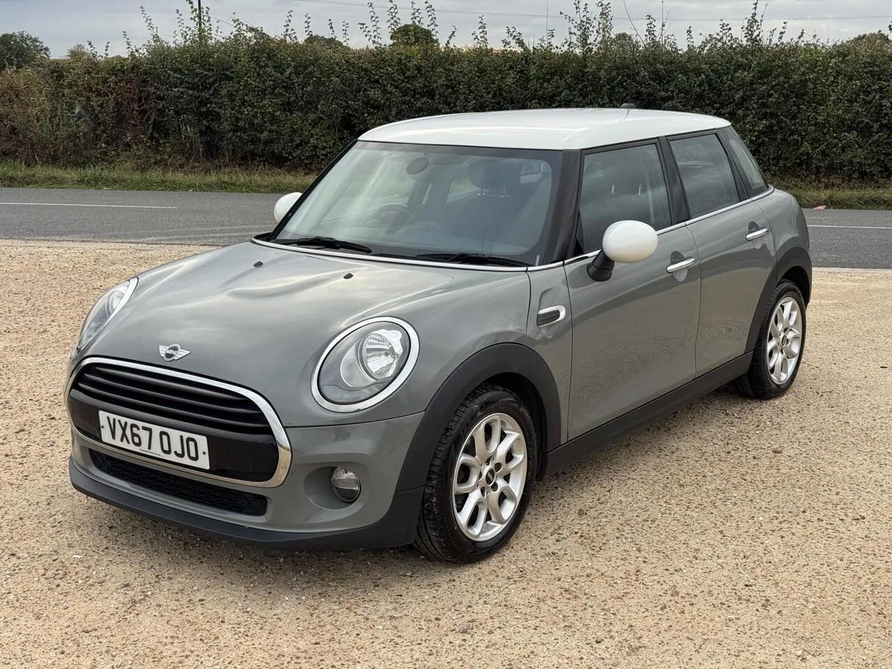 Mini Hatch 2017 photo 4
