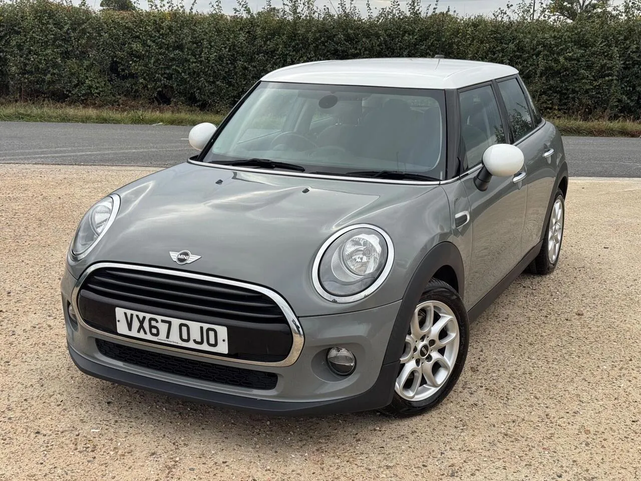 Mini Hatch 2017 photo 3