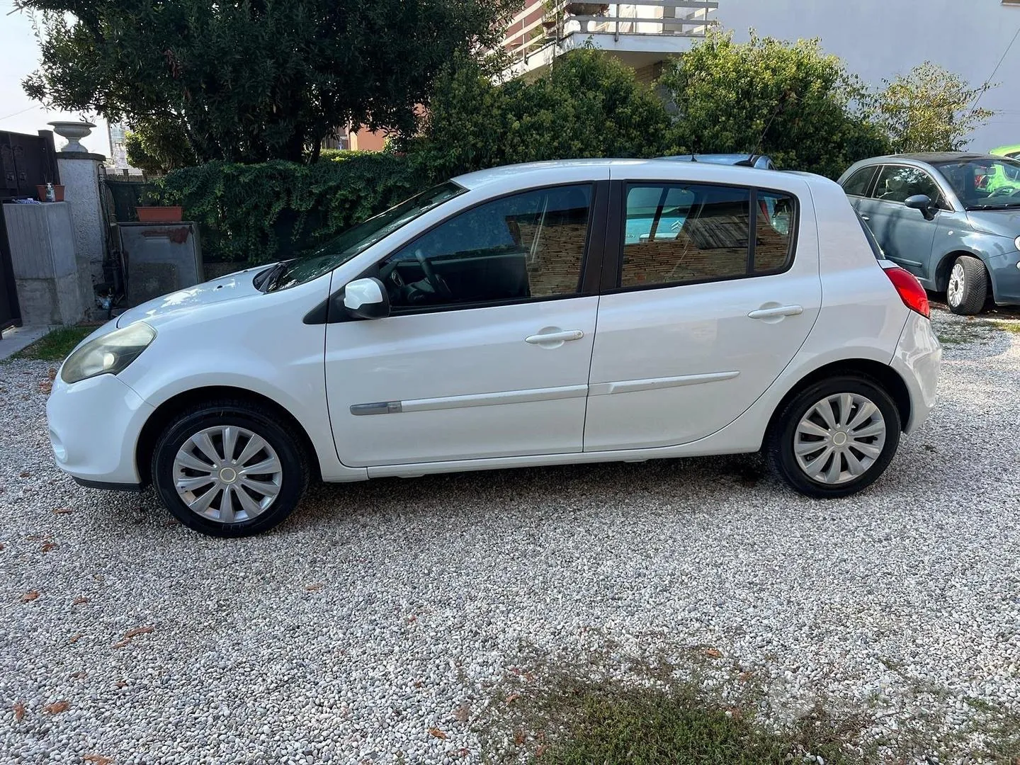 Renault Clio 2012 photo 5