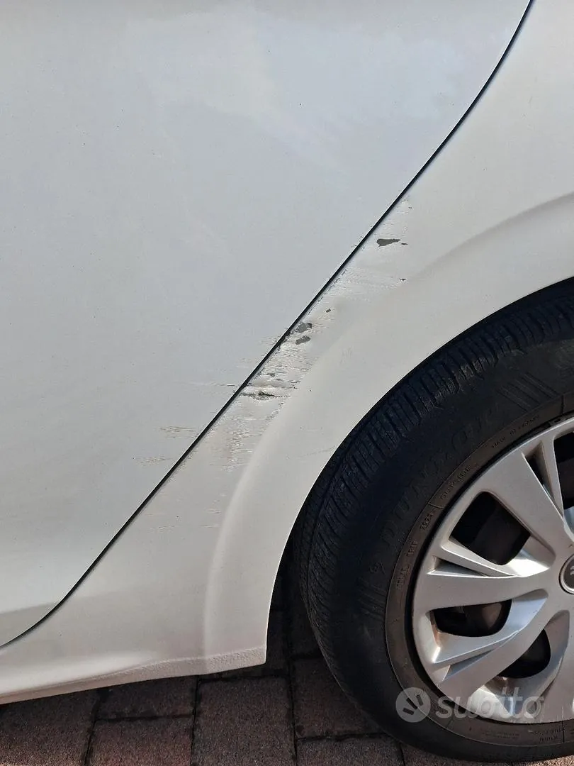 Peugeot 208 2016 photo 2