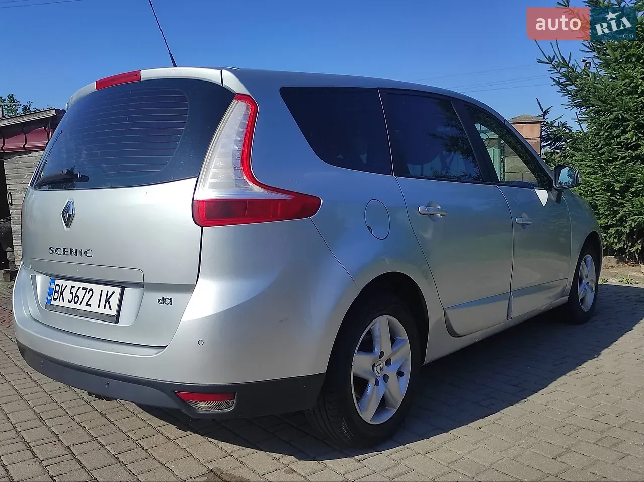 Renault Grand Scenic 2014 photo 4