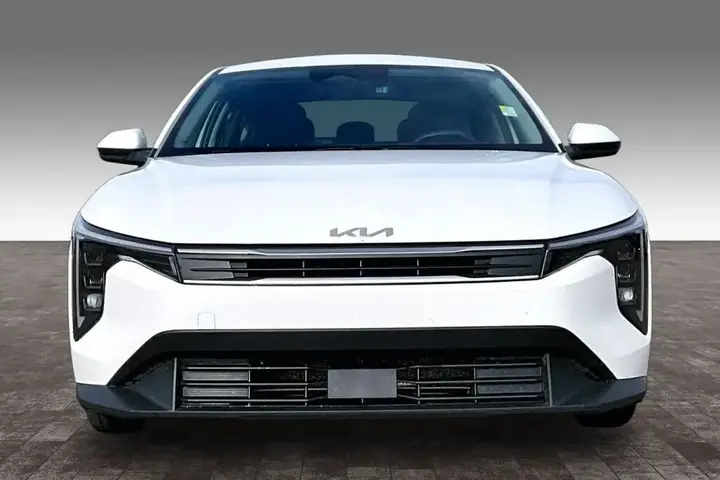 Kia K4 2025 photo 3