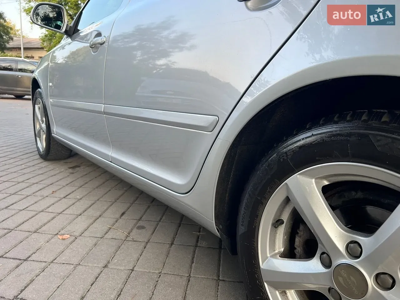 Skoda Octavia 2010 photo 3