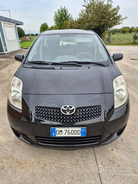Toyota Yaris 2008 photo 3