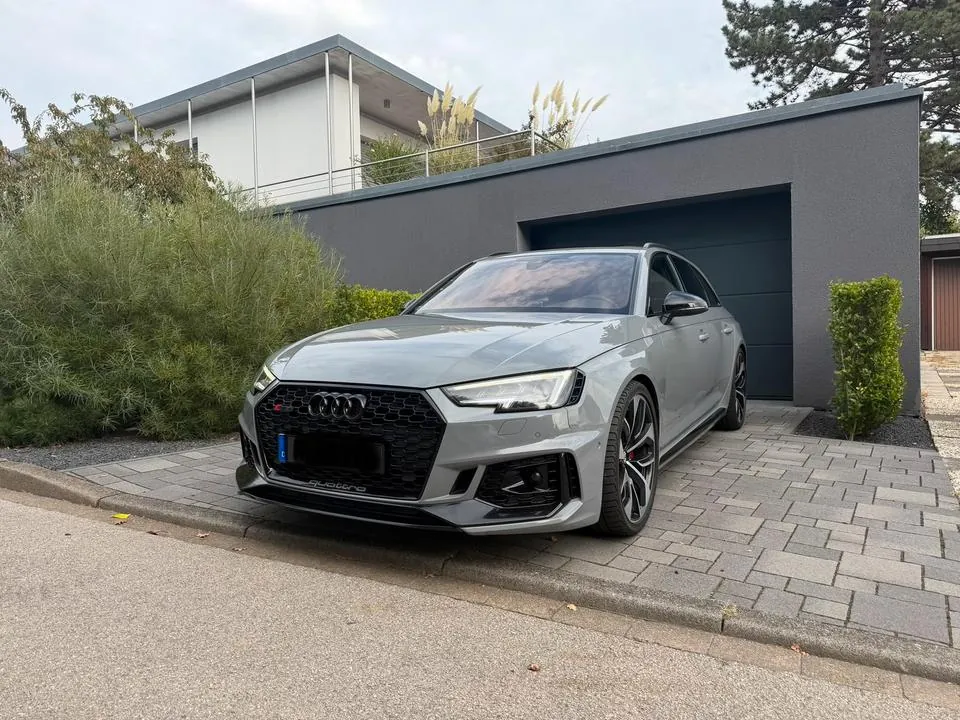 Audi Rs4