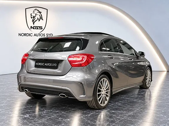 Mercedes-Benz A180 2014 photo 5