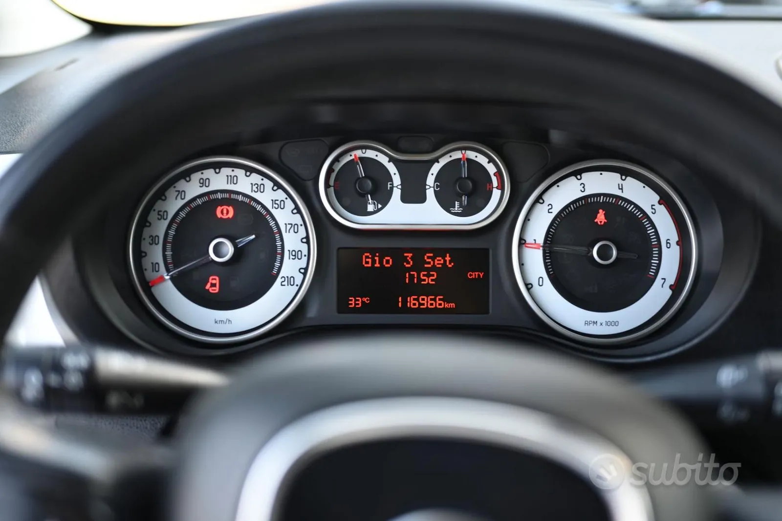 Fiat 500L 2013 photo 5