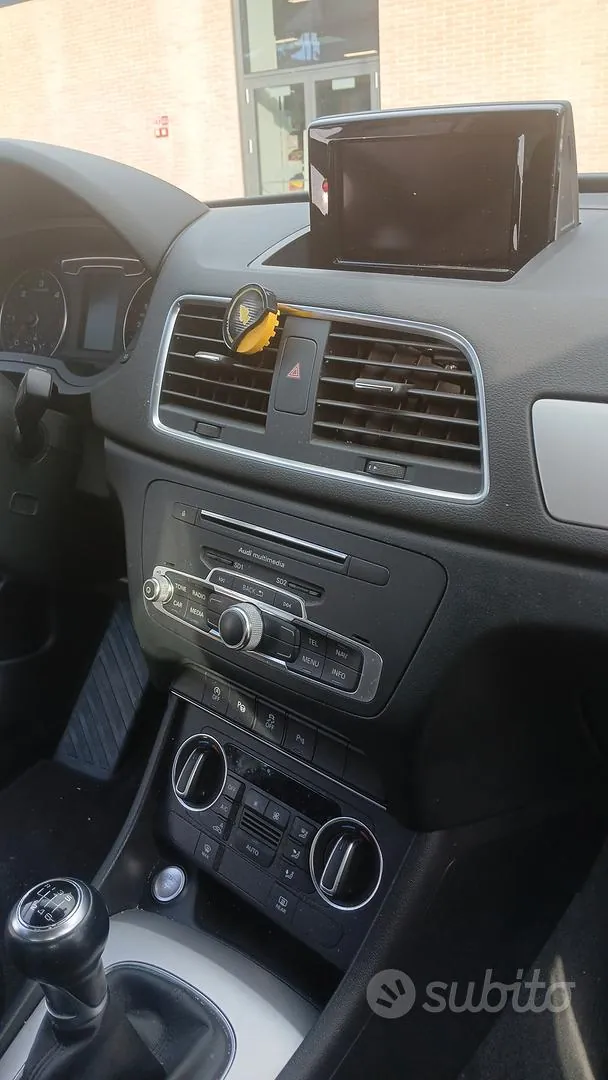 Audi Q3 2018 photo 5