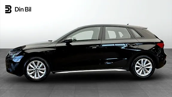 Audi A3 2023 photo 2