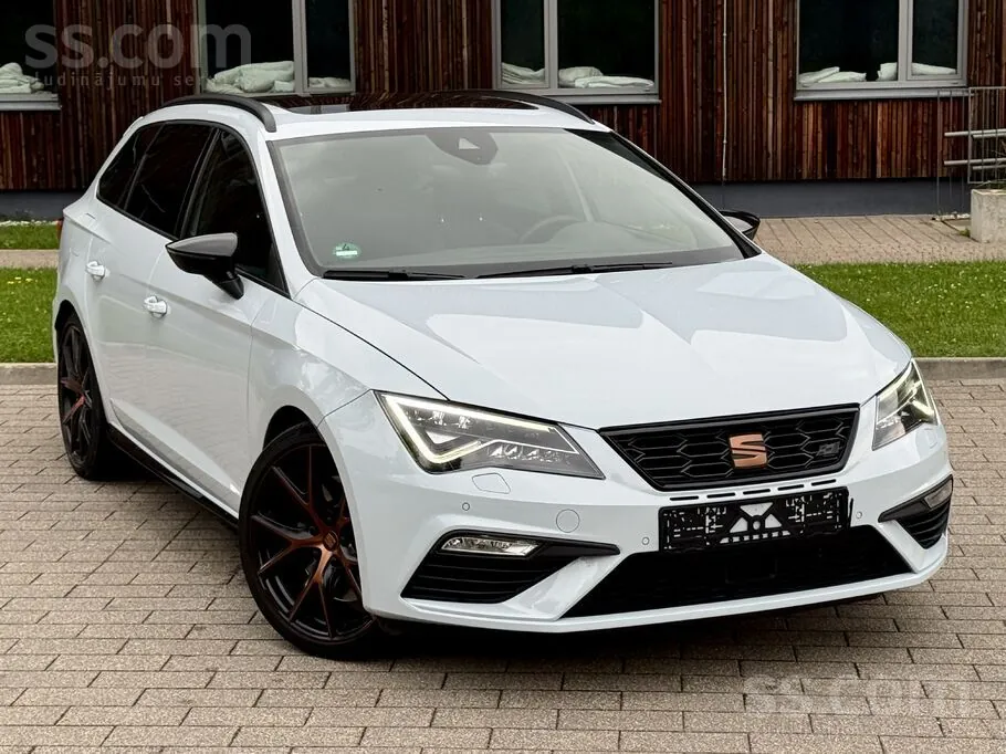 Seat Leon 2020 photo 2