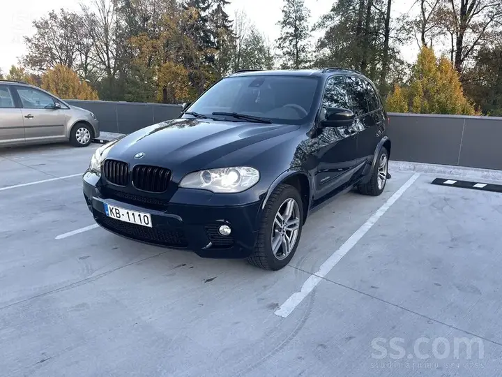 BMW X5 2013 photo 2