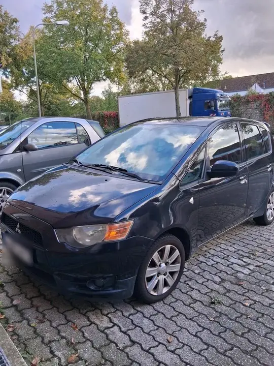 Mitsubishi Colt
