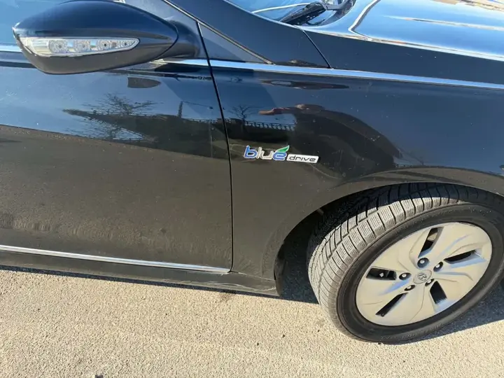 Hyundai Sonata 2013 photo 4