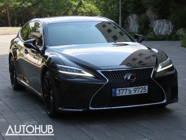 Lexus Ls 2023 photo 2