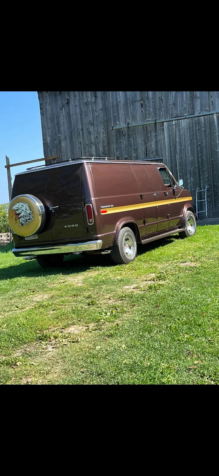 Ford E-150 1981 photo 2