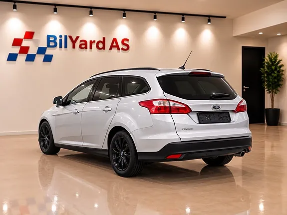 Ford Focus 2011 photo 2
