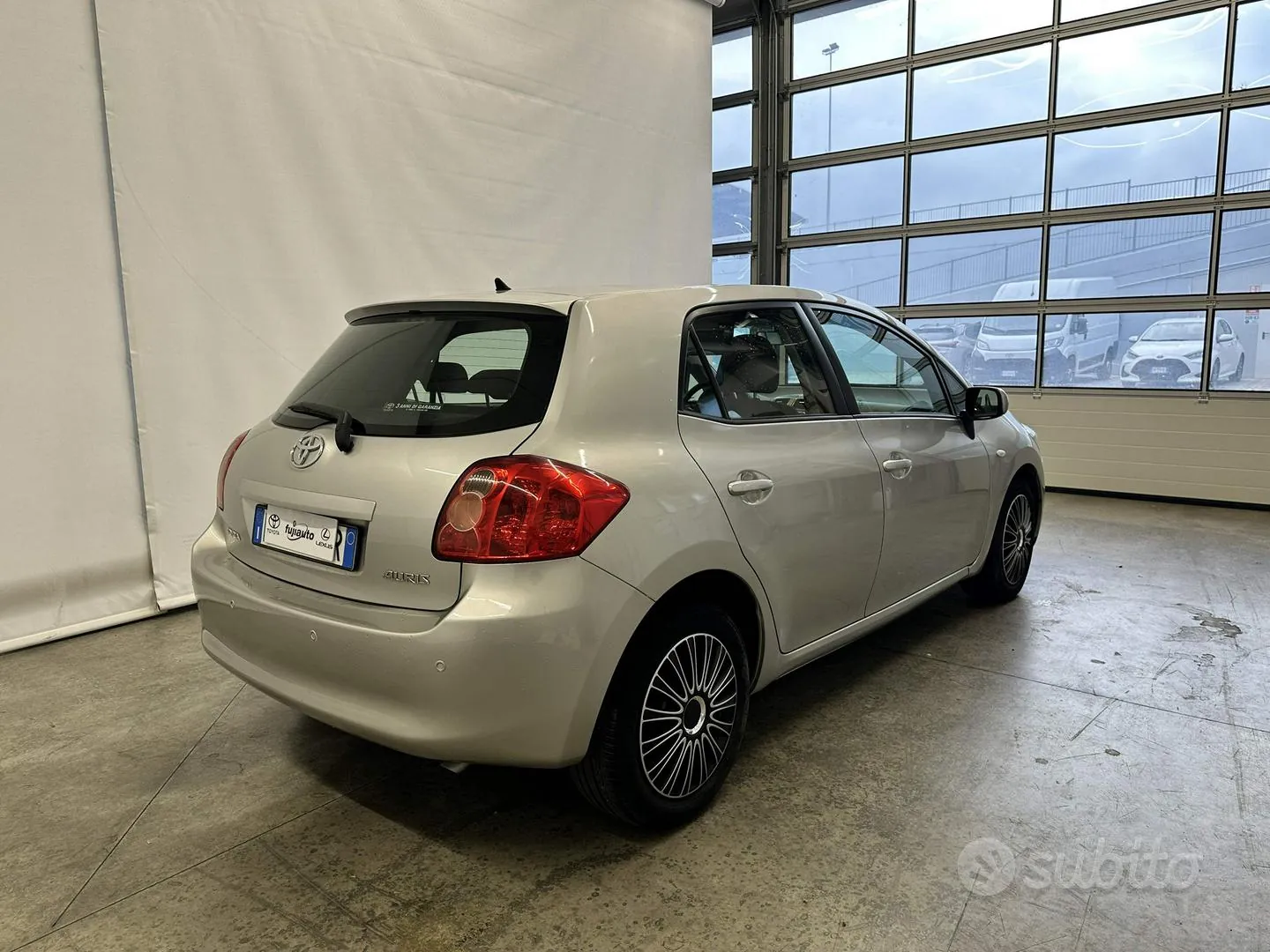 Toyota Auris 2009 photo 3