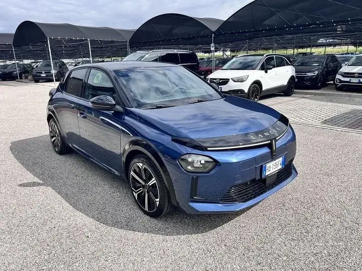 Lancia Ypsilon 2025 photo 2