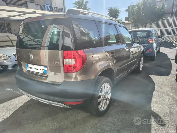Skoda Yeti 2011 photo 2