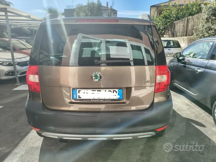 Skoda Yeti 2011 photo 3