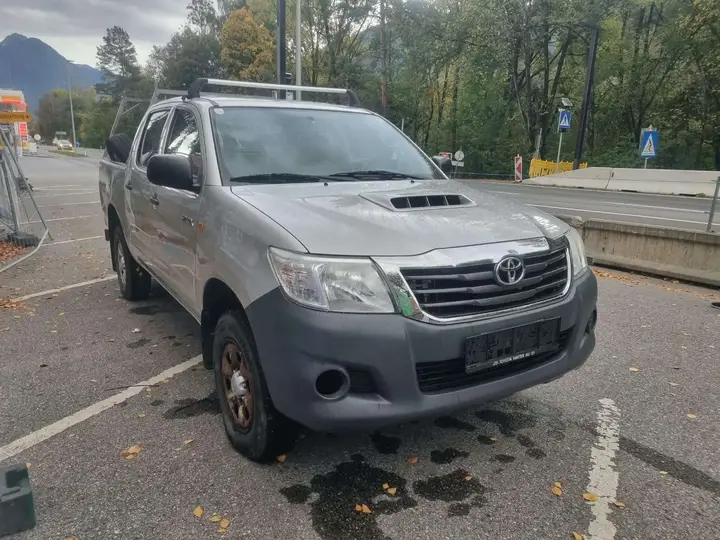 Toyota Hilux 2013 photo 3