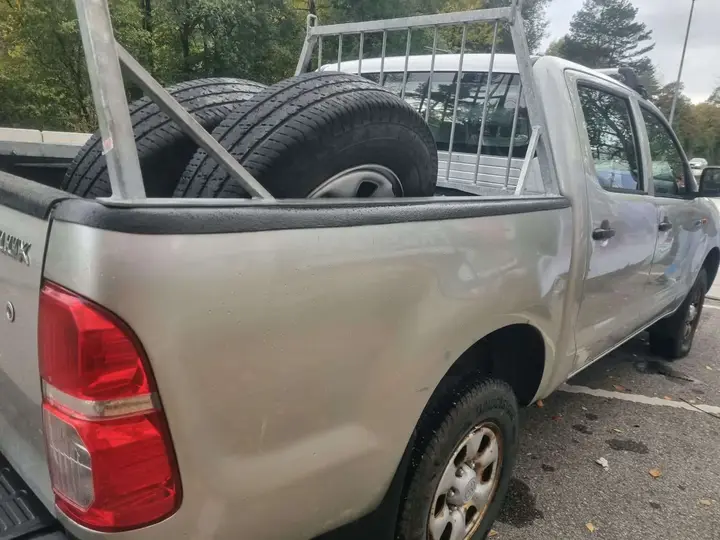 Toyota Hilux 2013 photo 5