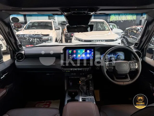 Toyota Land Cruiser Prado 2024 photo 5