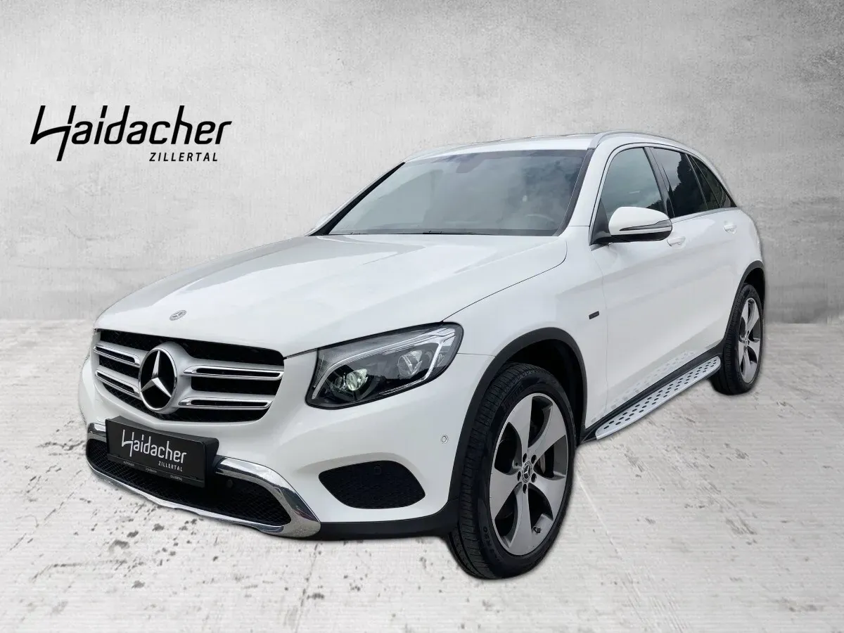 Mercedes-Benz Glc-Class 2018 photo 2