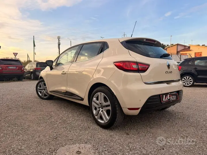 Renault Clio 2018 photo 3