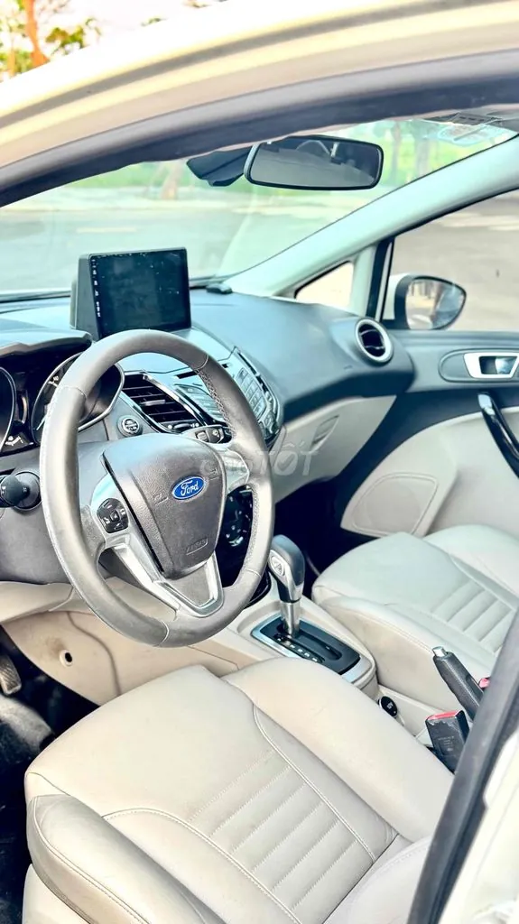 Ford Fiesta 2016 photo 3