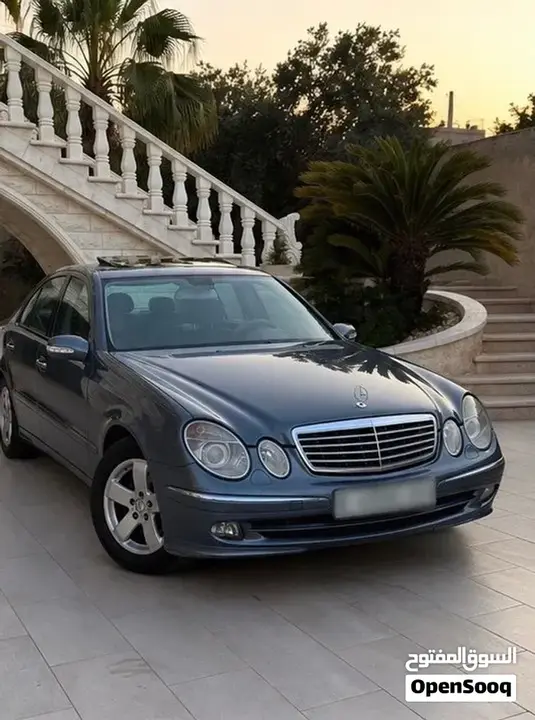 Mercedes-Benz E-Class 2004 photo 4
