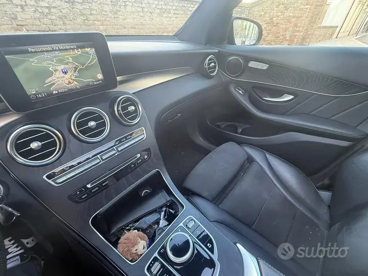Mercedes-Benz Glc 2018 photo 4