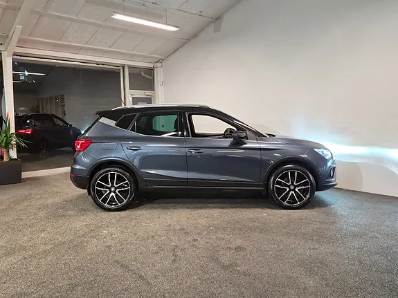 Seat Arona 2019 photo 3