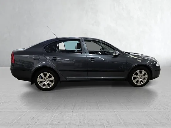 Skoda Octavia 2004 photo 2